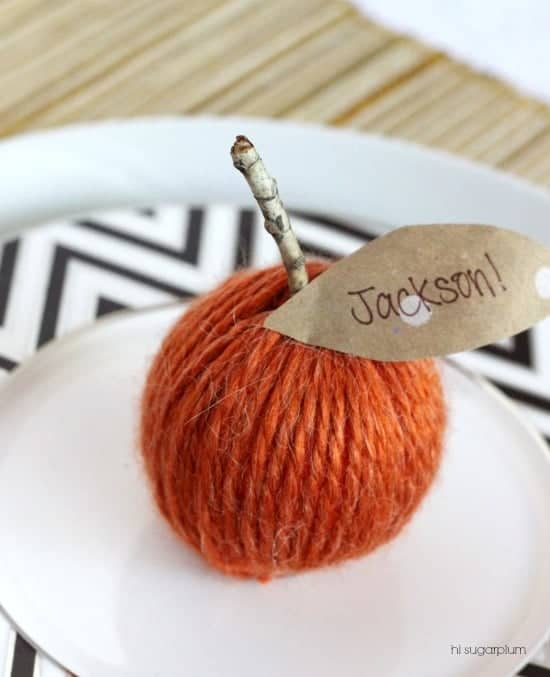 Yarn pumpkin