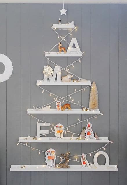 IKEA Christmas Hacks for the most wonderful time of the year. 14 great decoration hacks for the Christmas holiday season using IKEA products. #IKEA #IKEAhack #hacks #DIY #Christmas #Holidays #decoration #decorations #decor