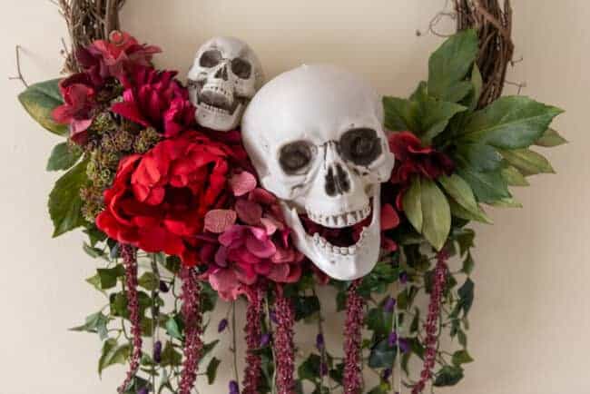 14 Easy DIY Halloween Decorations #Halloween #DIY #decorations