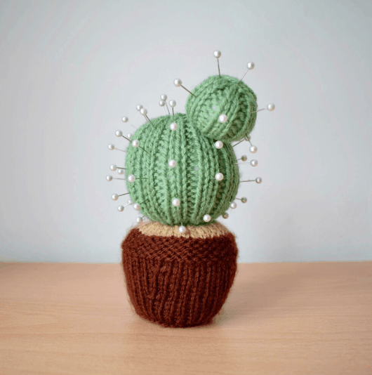 21 Fun Things to knit right now. For when you don't want a serious knitting project!