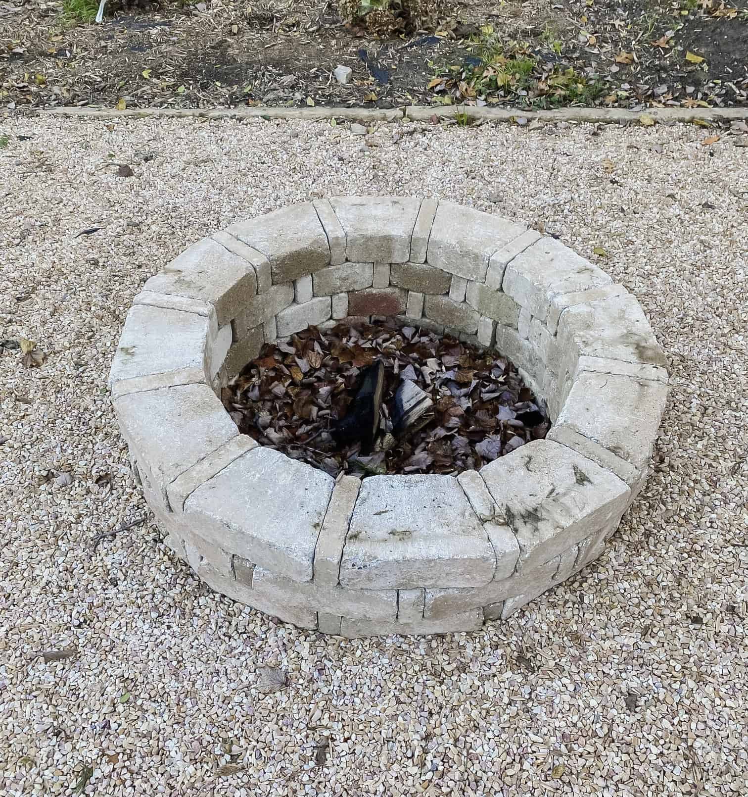 Outdoor Fire Pit Weekend DIY Project