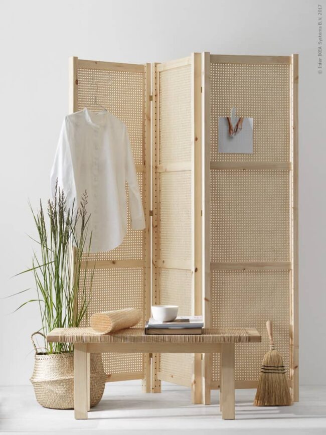 Rattan folding screen