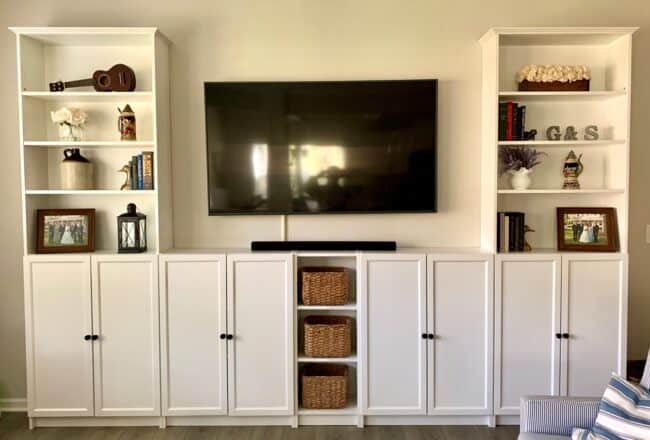 White fitted shelving cabinets.