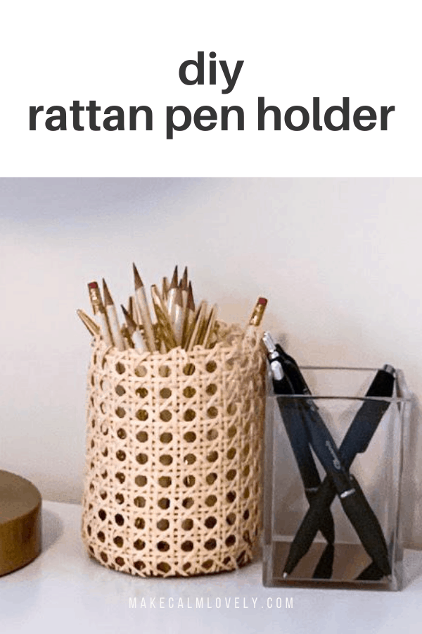 Rattan pen holder