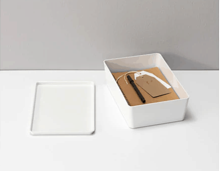 Kuggis storage box with lid