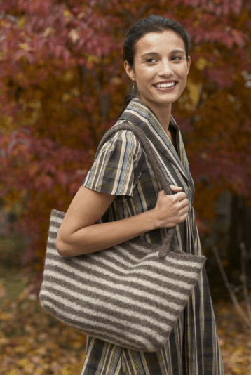 12 Great bags to knit with free knitting patterns