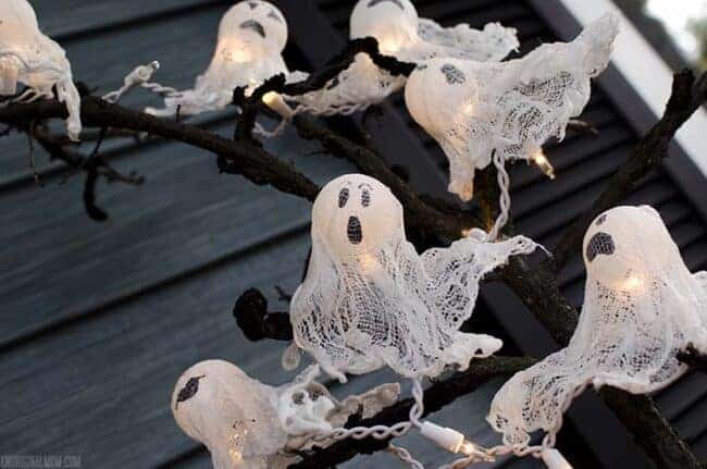 14 Easy DIY Halloween Decorations #Halloween #DIY #decorations