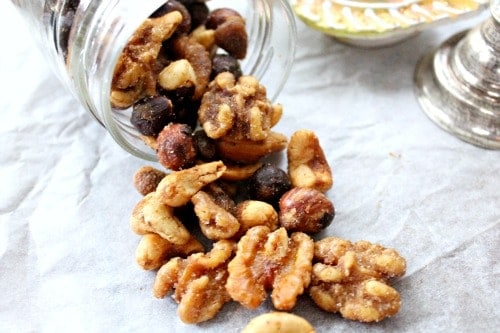 http://www.sonisfood.com/2012/11/sweet-and-spicy-curried-nuts-gifts-for-the-holidays-sundaysupper.html